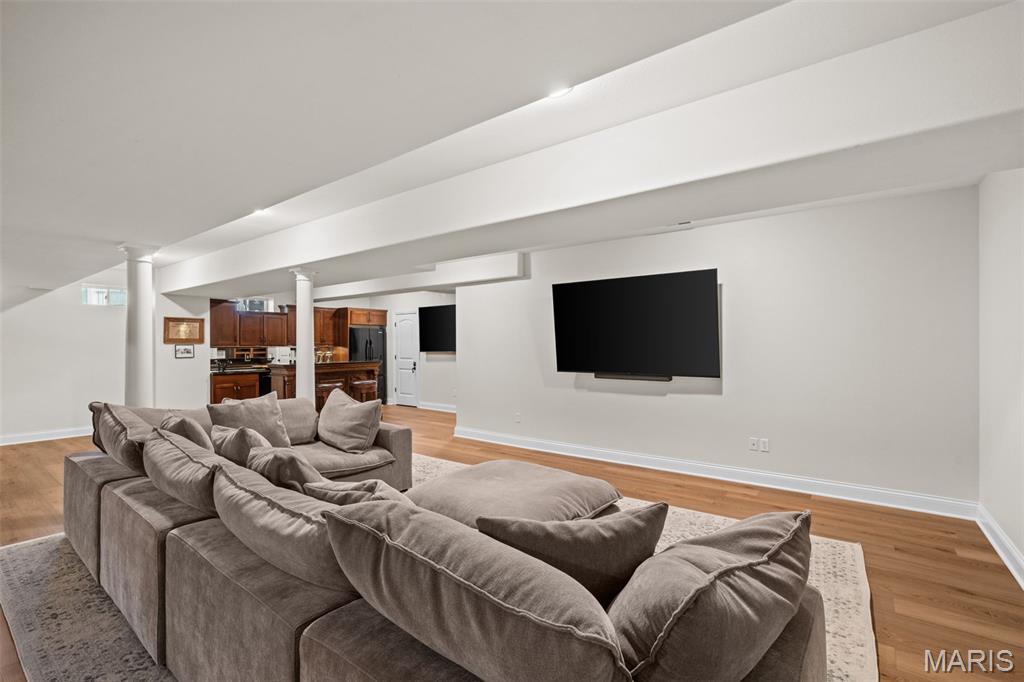1543 Windridge Court