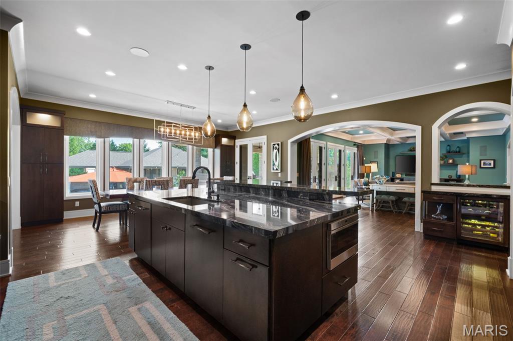 10 Sackston Woods Lane
