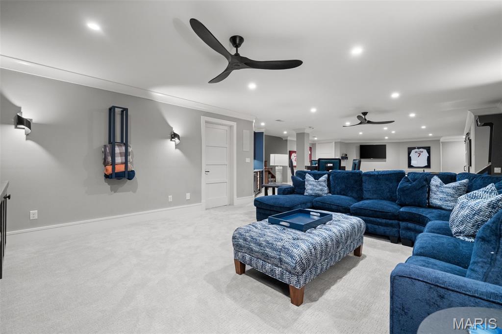 10 Sackston Woods Lane