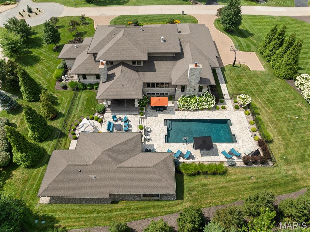 10 Sackston Woods Lane