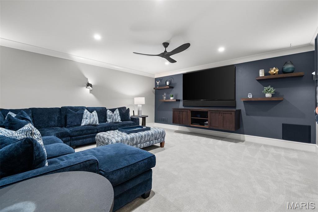 10 Sackston Woods Lane