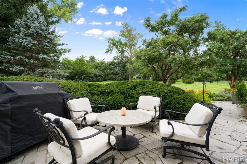 5 Briarbrook Trail