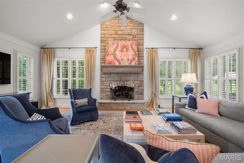5 Briarbrook Trail