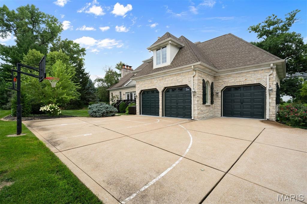 5 Briarbrook Trail