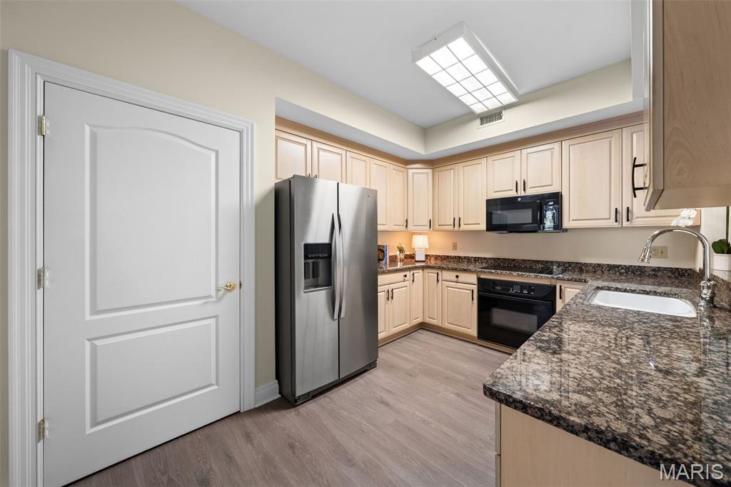 750 S Hanley Road Unit: 430