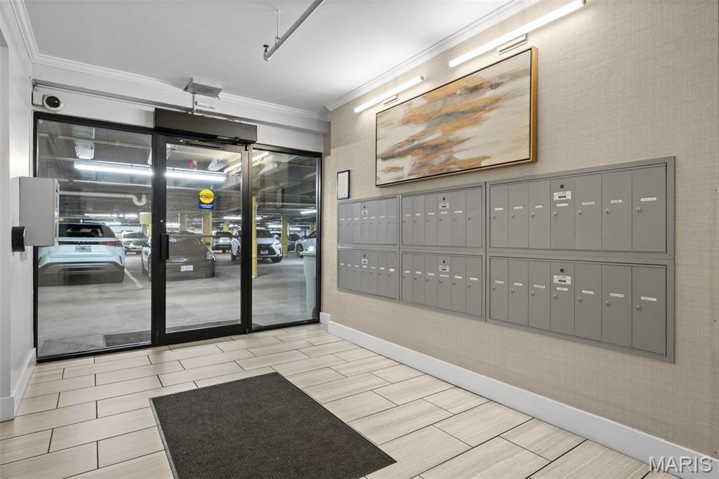750 S Hanley Road Unit: 430