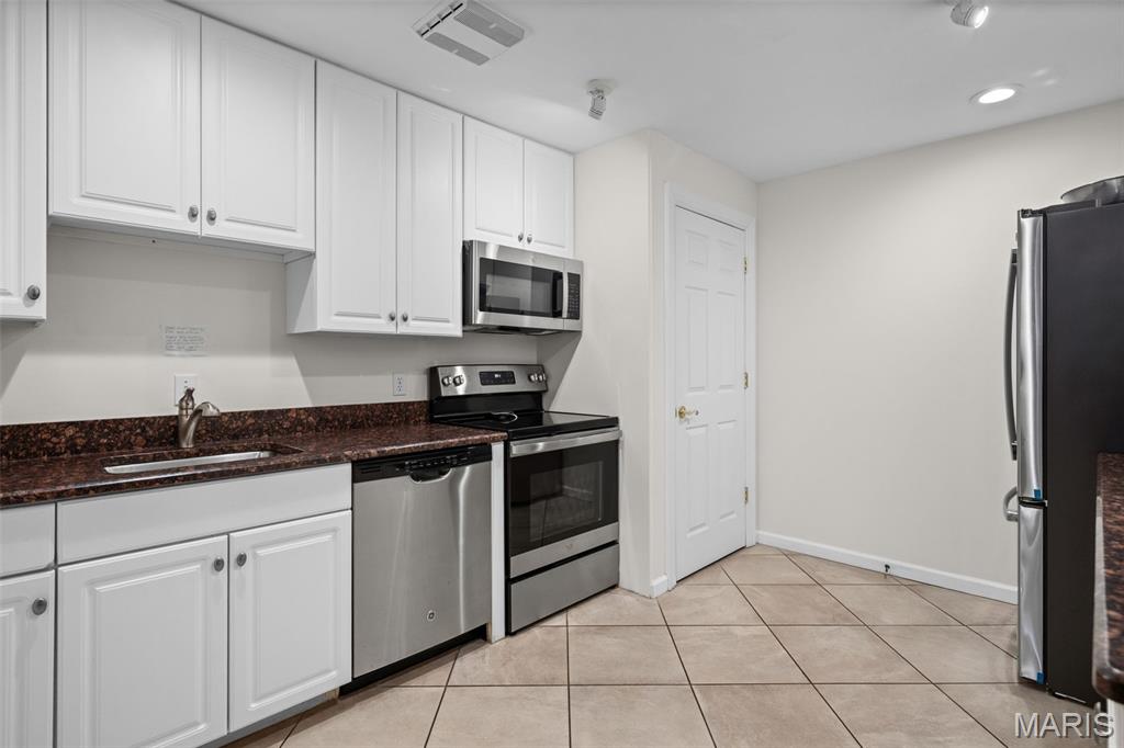750 S Hanley Road Unit: 430