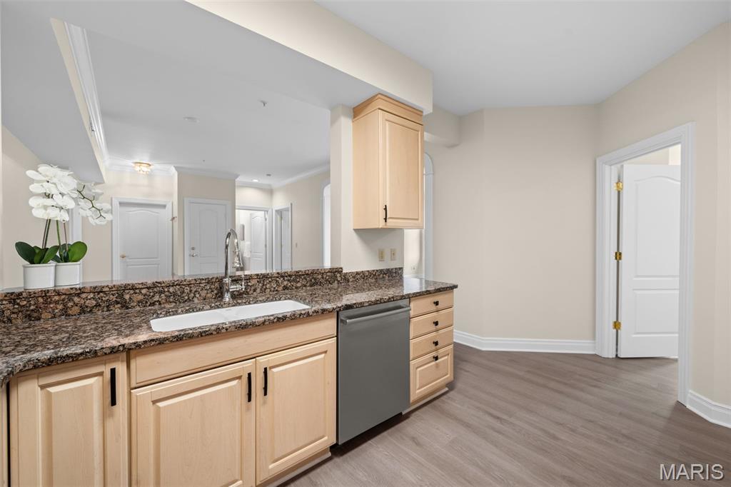 750 S Hanley Road Unit: 430