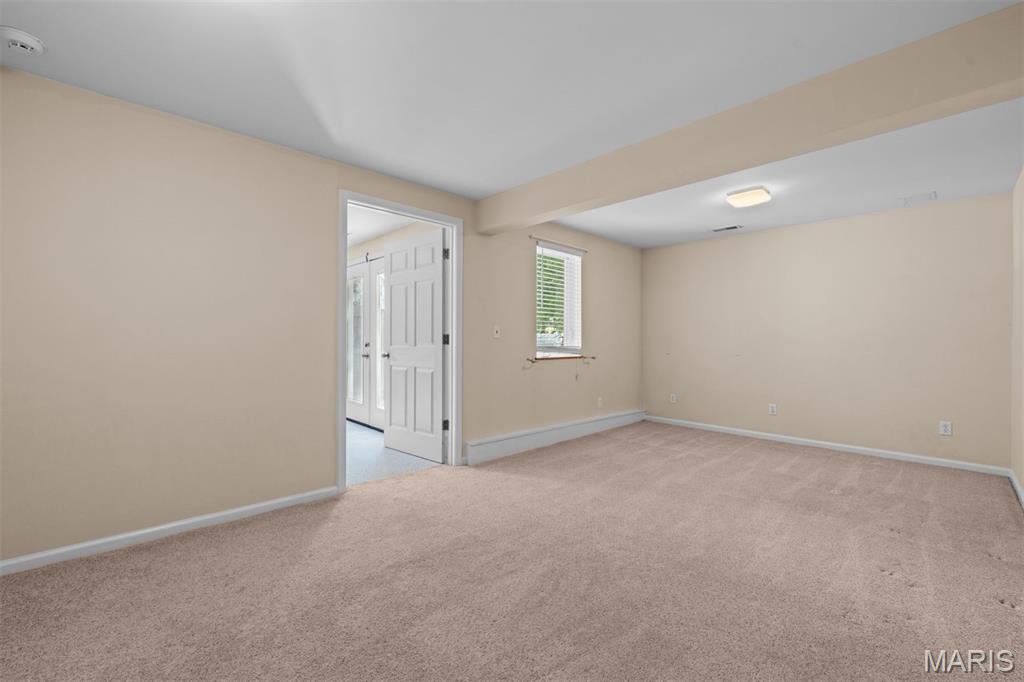 414 S Van Buren Avenue
