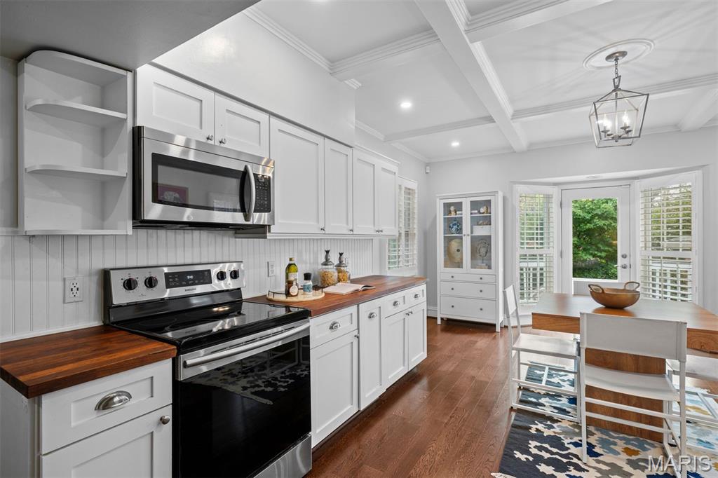 422 Mission Court