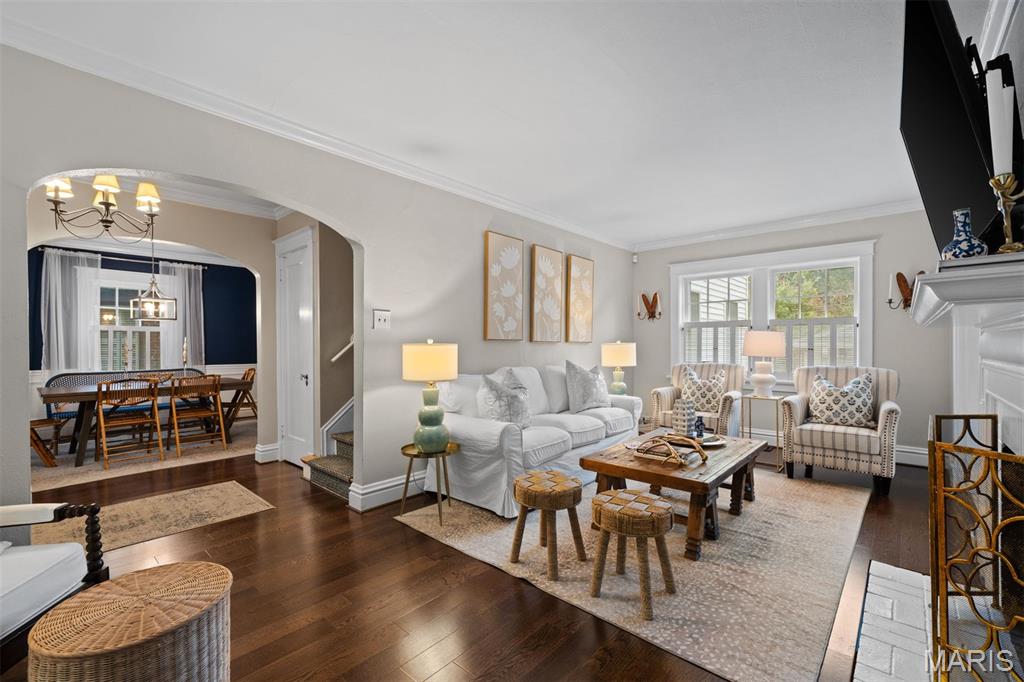422 Mission Court