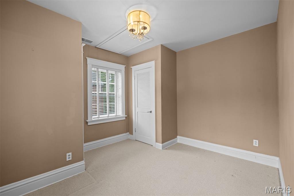 422 Mission Court