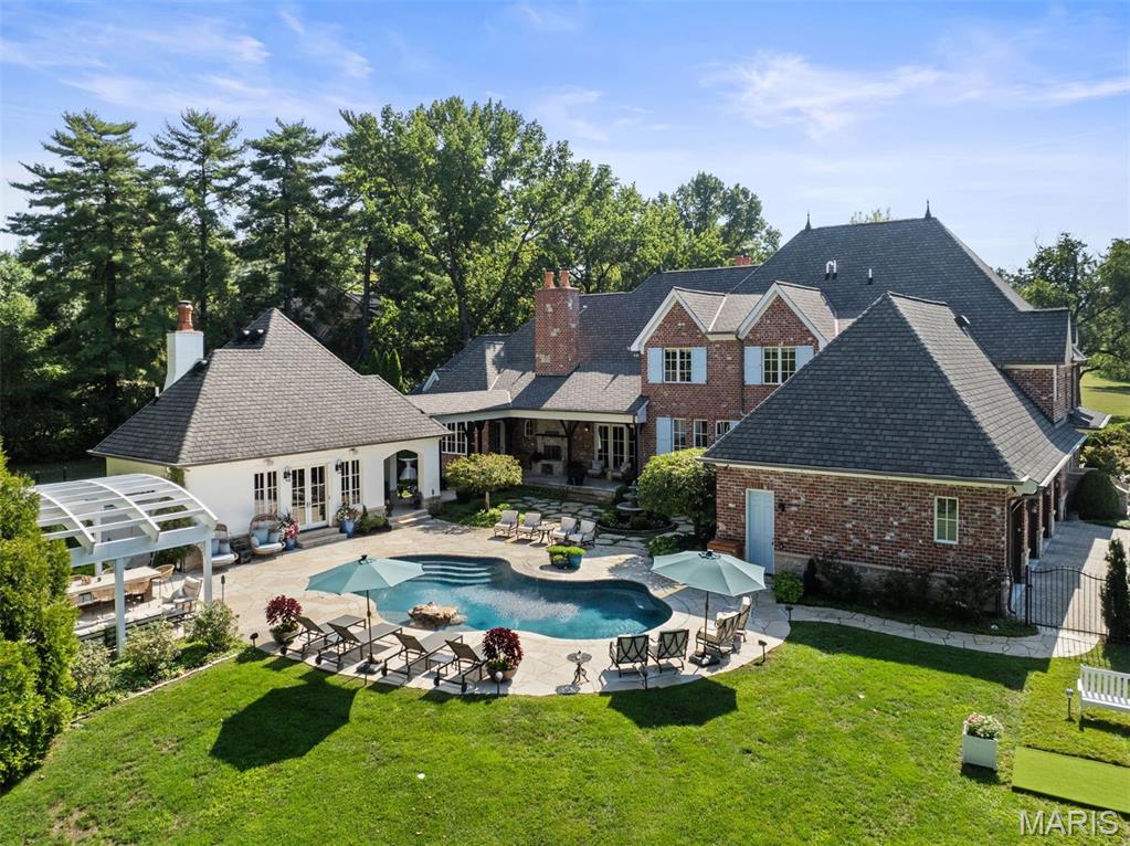 10 Ridgecreek