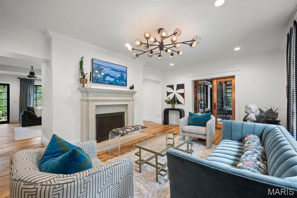 1353 Green Tree Lane