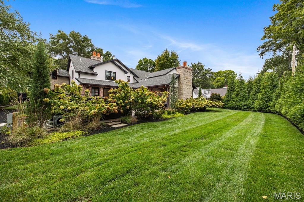 1353 Green Tree Lane