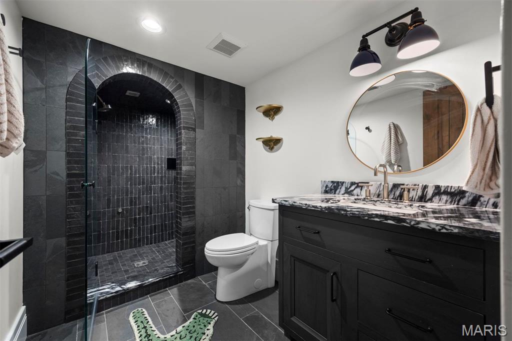 1353 Green Tree Lane