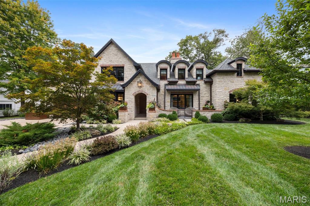 1353 Green Tree Lane