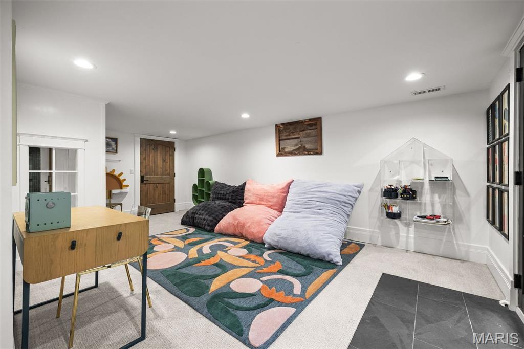 1353 Green Tree Lane