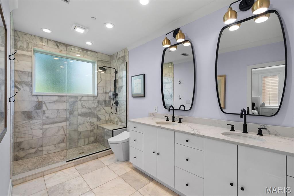 40 Brighton Way Unit: 2S