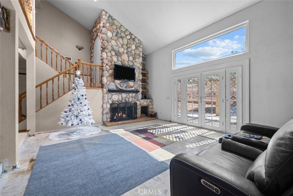6348 Theodore Court