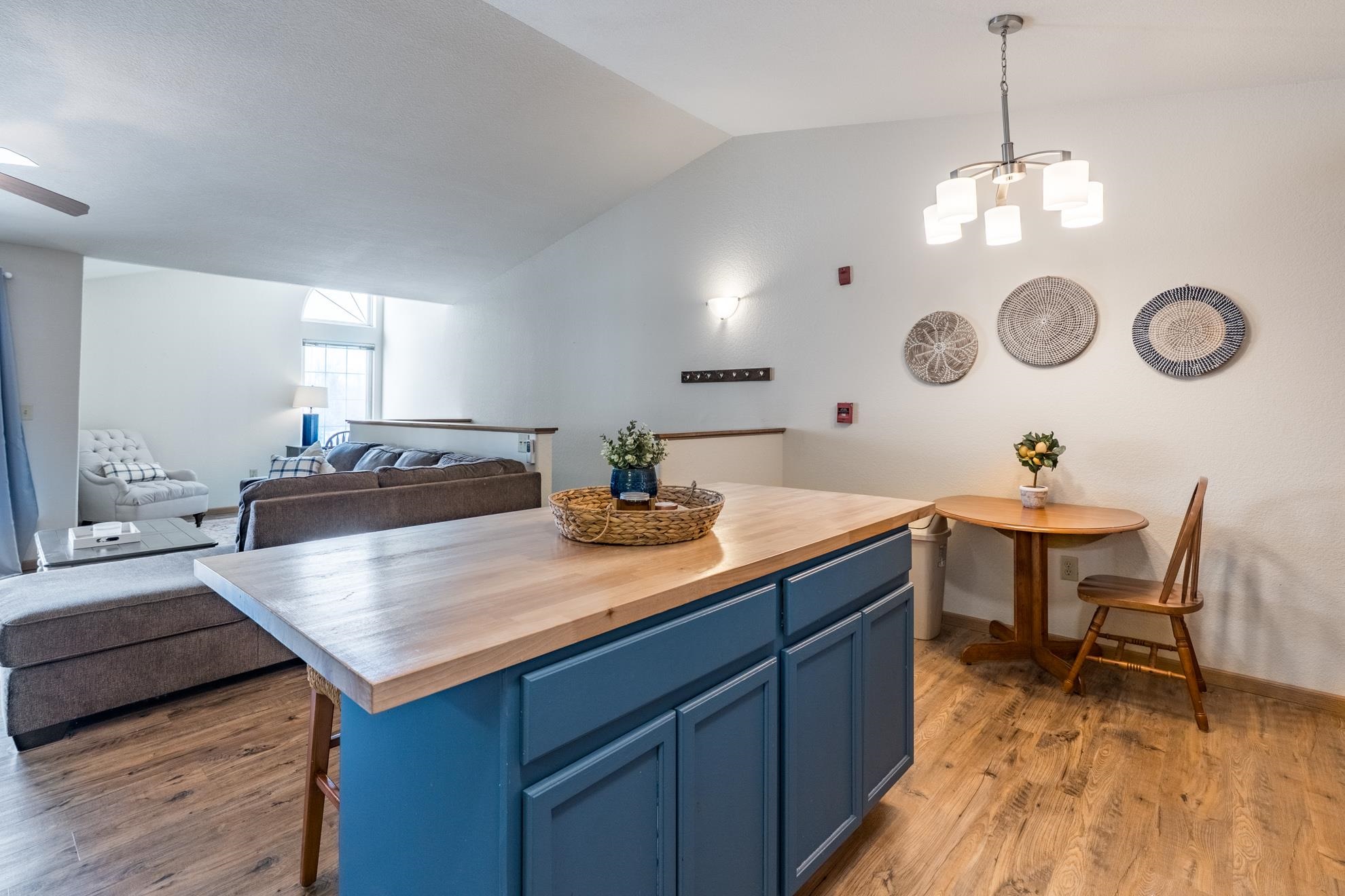 7320 WHITESPIRE ROAD Unit: Unit 15