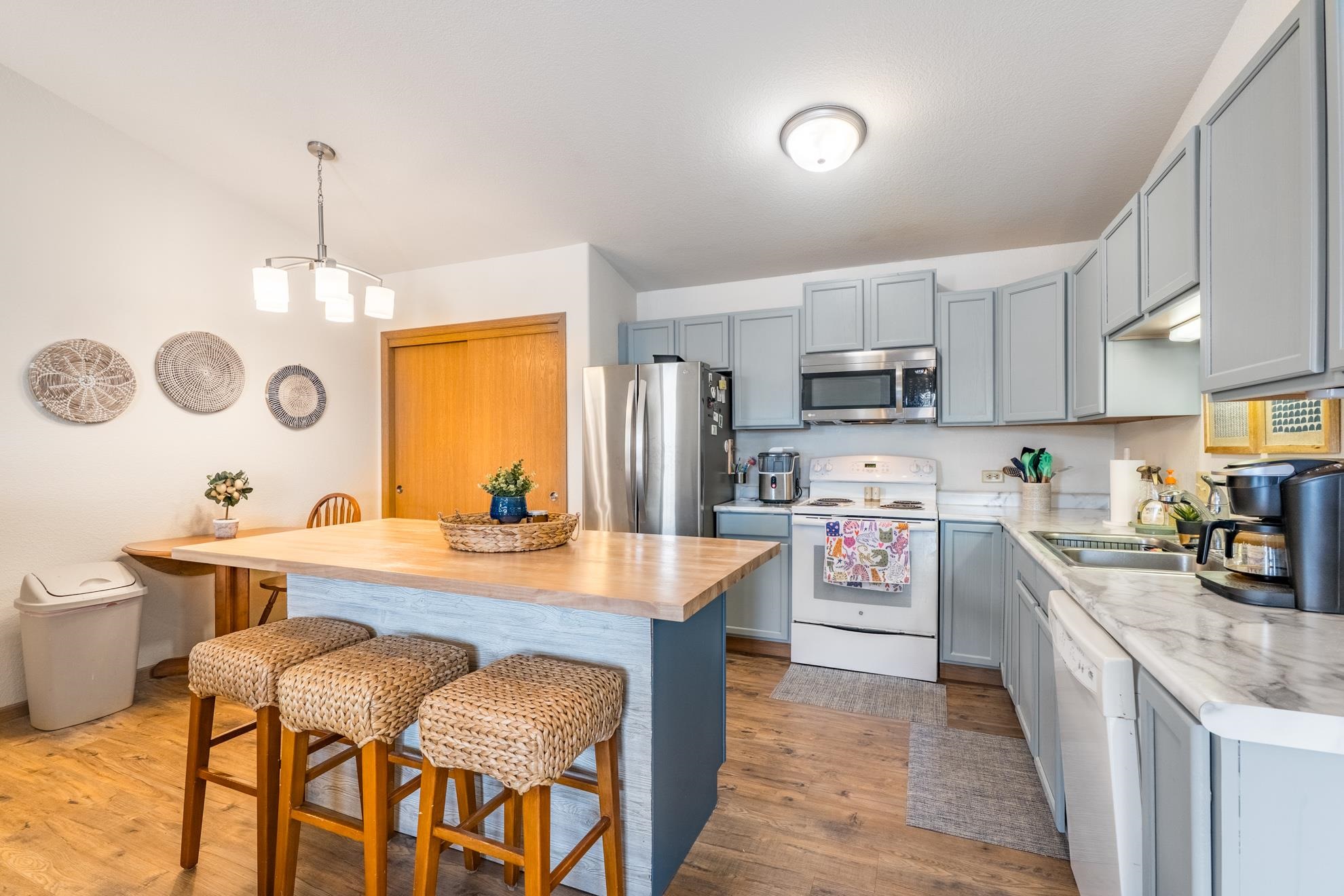 7320 WHITESPIRE ROAD Unit: Unit 15