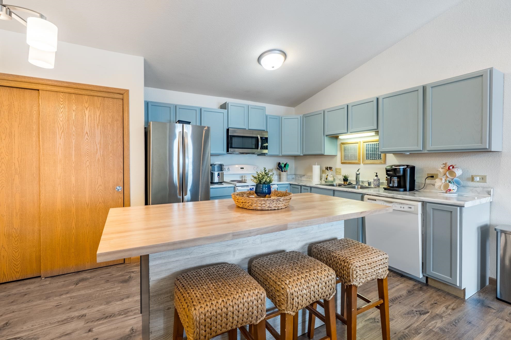 7320 WHITESPIRE ROAD Unit: Unit 15