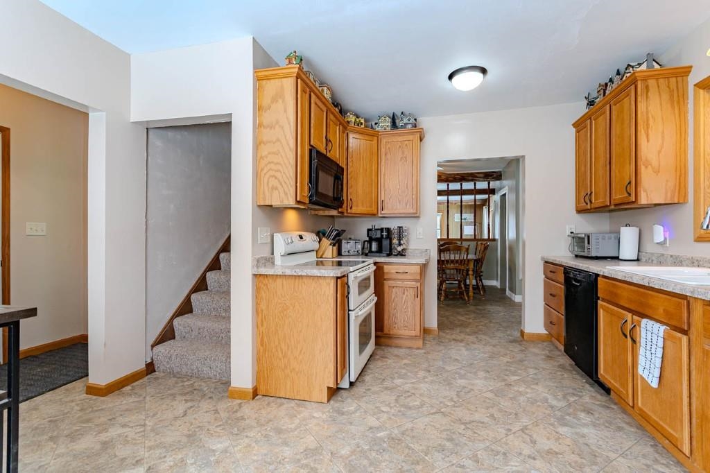 182806 COUNTY ROAD C