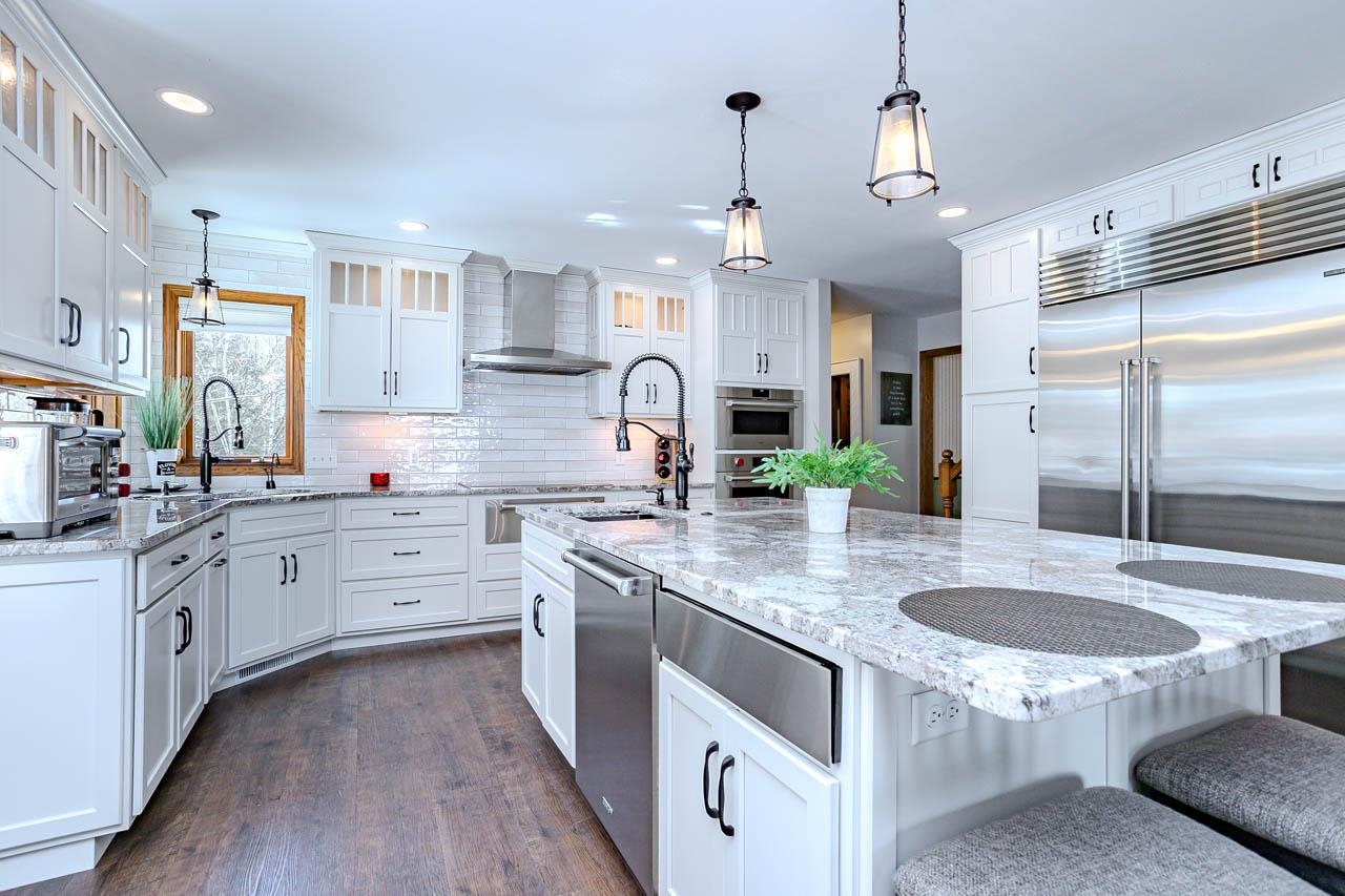 1401 WOODLAND RIDGE ROAD