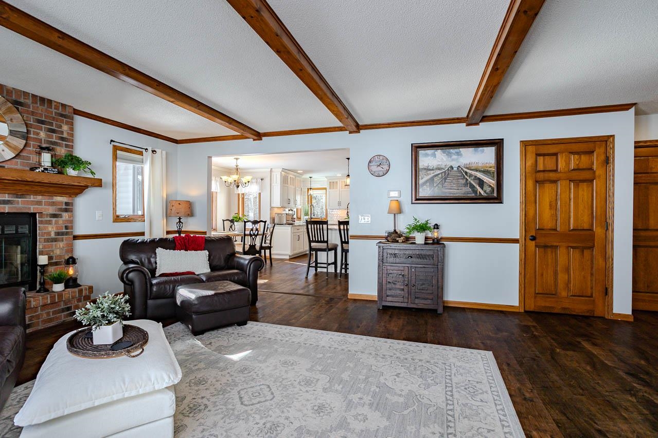 1401 WOODLAND RIDGE ROAD