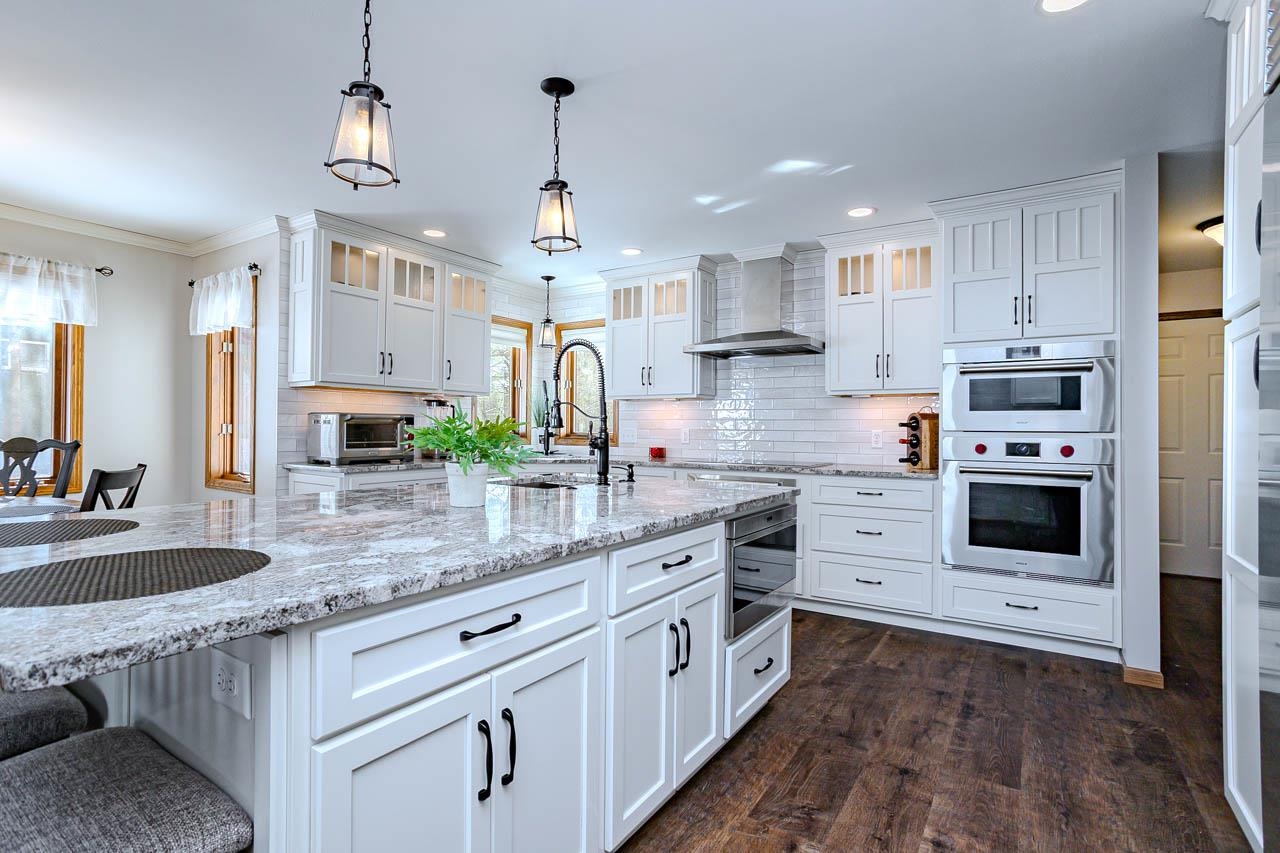 1401 WOODLAND RIDGE ROAD