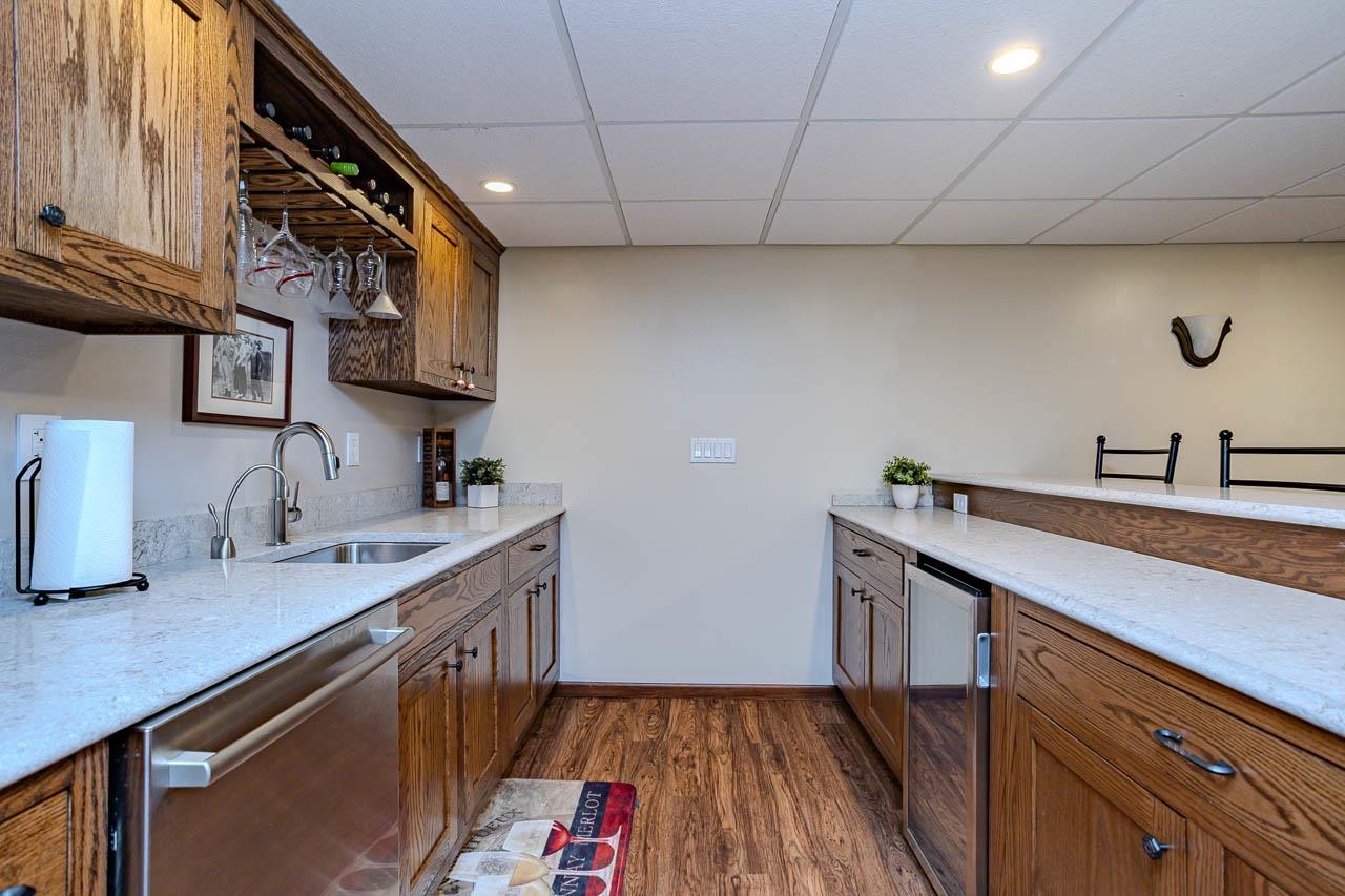 1401 WOODLAND RIDGE ROAD