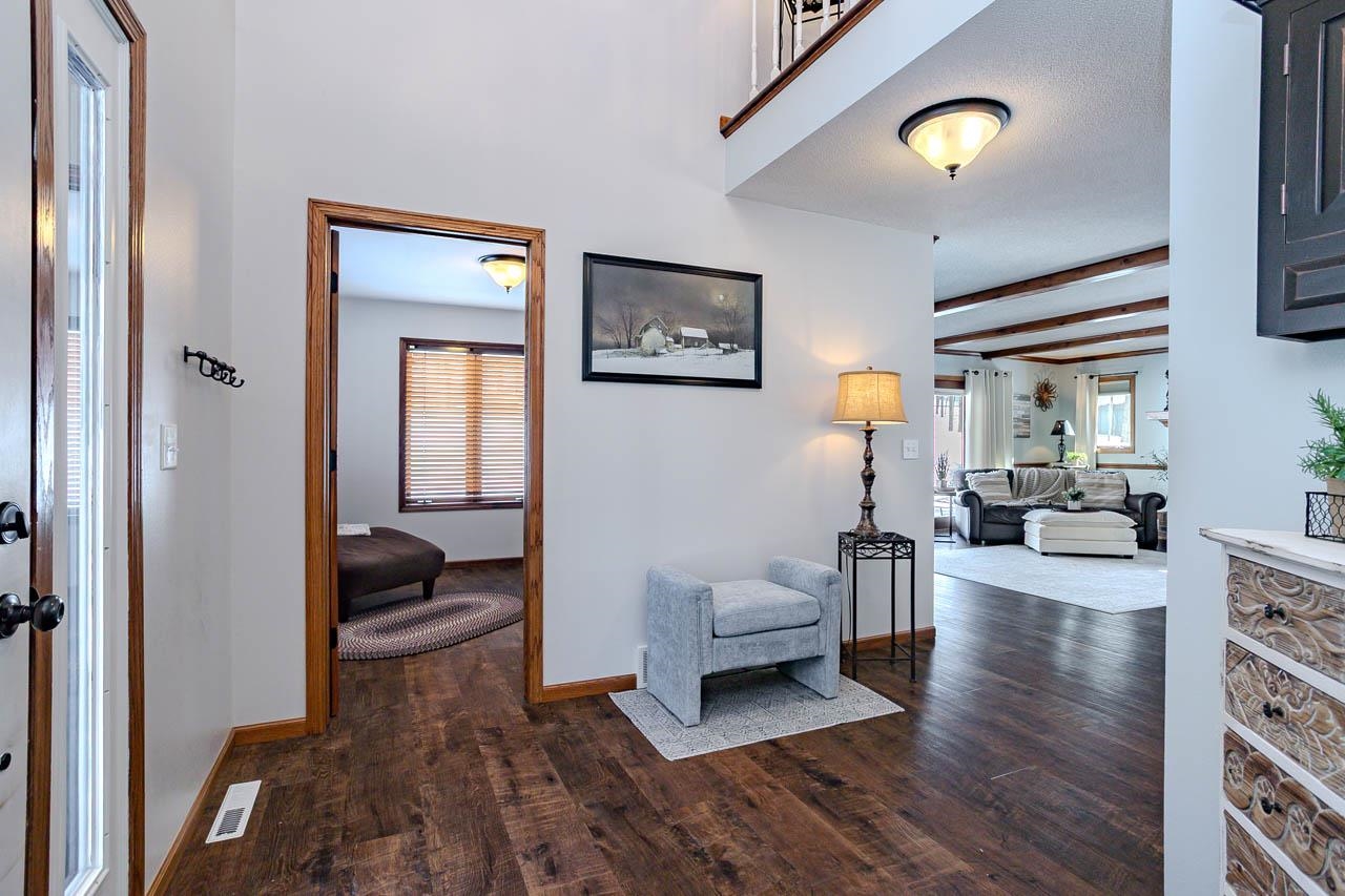 1401 WOODLAND RIDGE ROAD