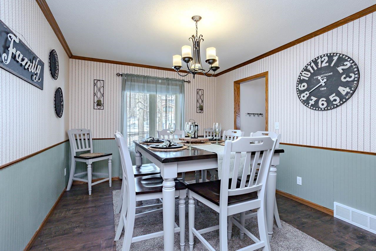 1401 WOODLAND RIDGE ROAD