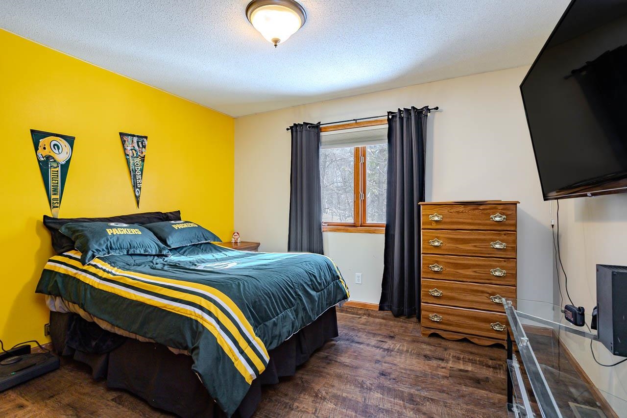1401 WOODLAND RIDGE ROAD
