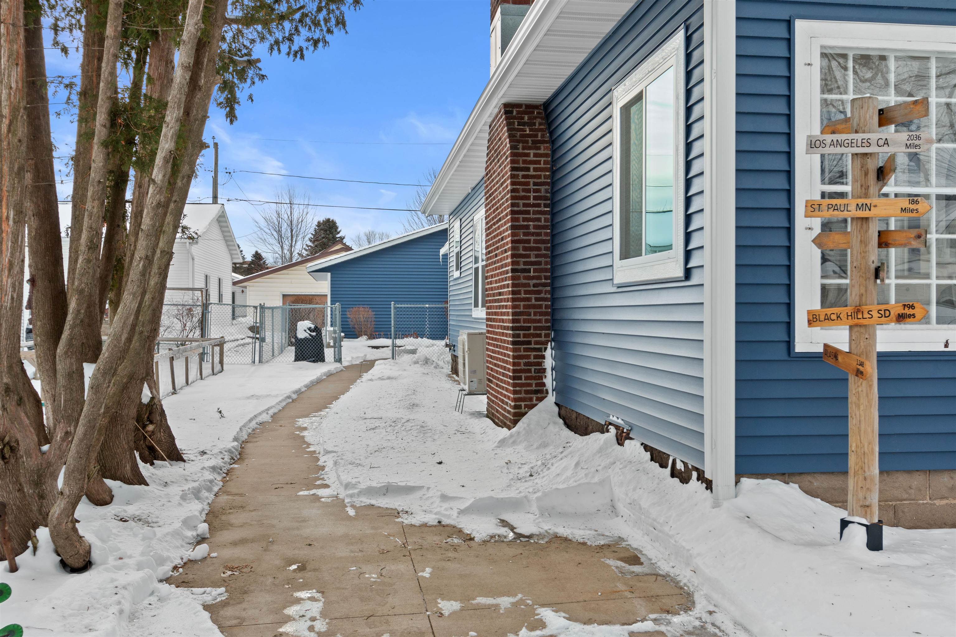 606 7TH STREET