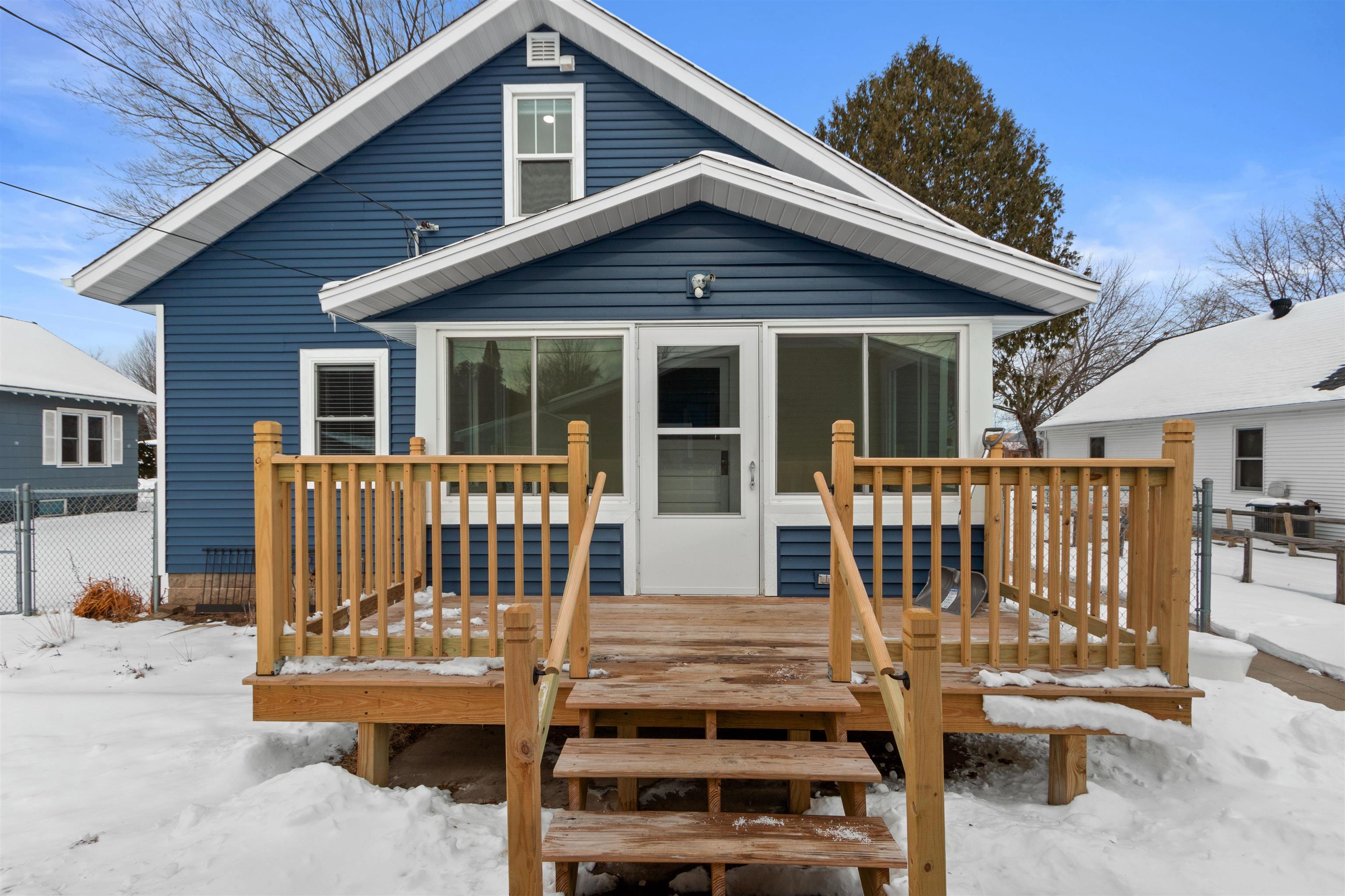 606 7TH STREET