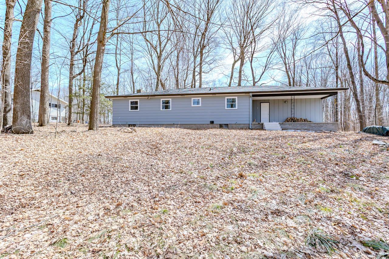 2268 CIRCLE DRIVE