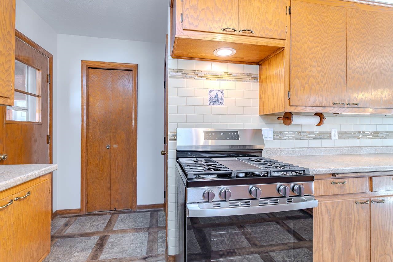 2268 CIRCLE DRIVE