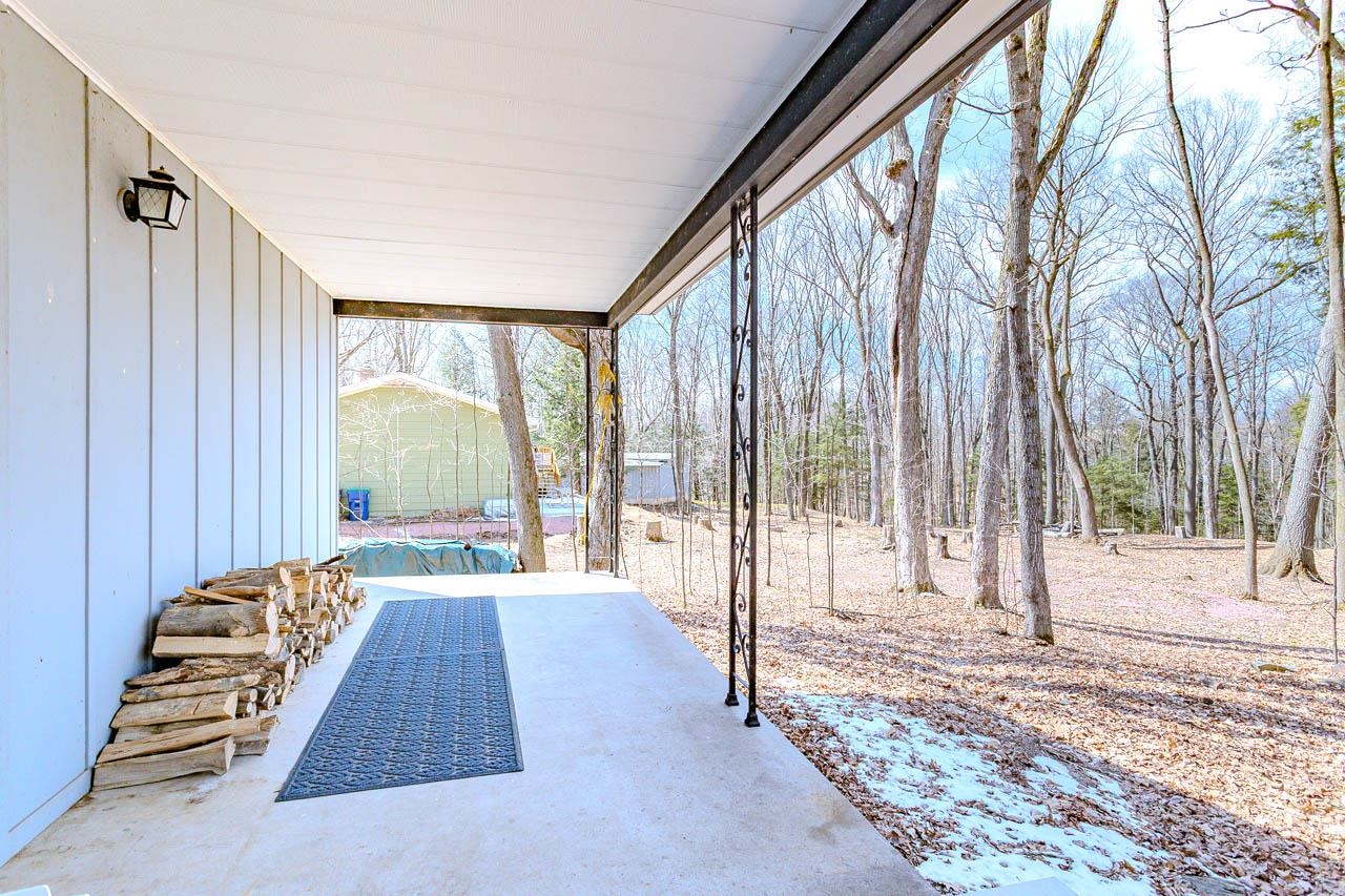 2268 CIRCLE DRIVE