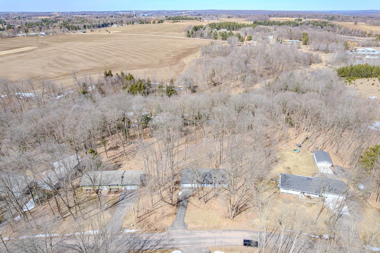 2268 CIRCLE DRIVE