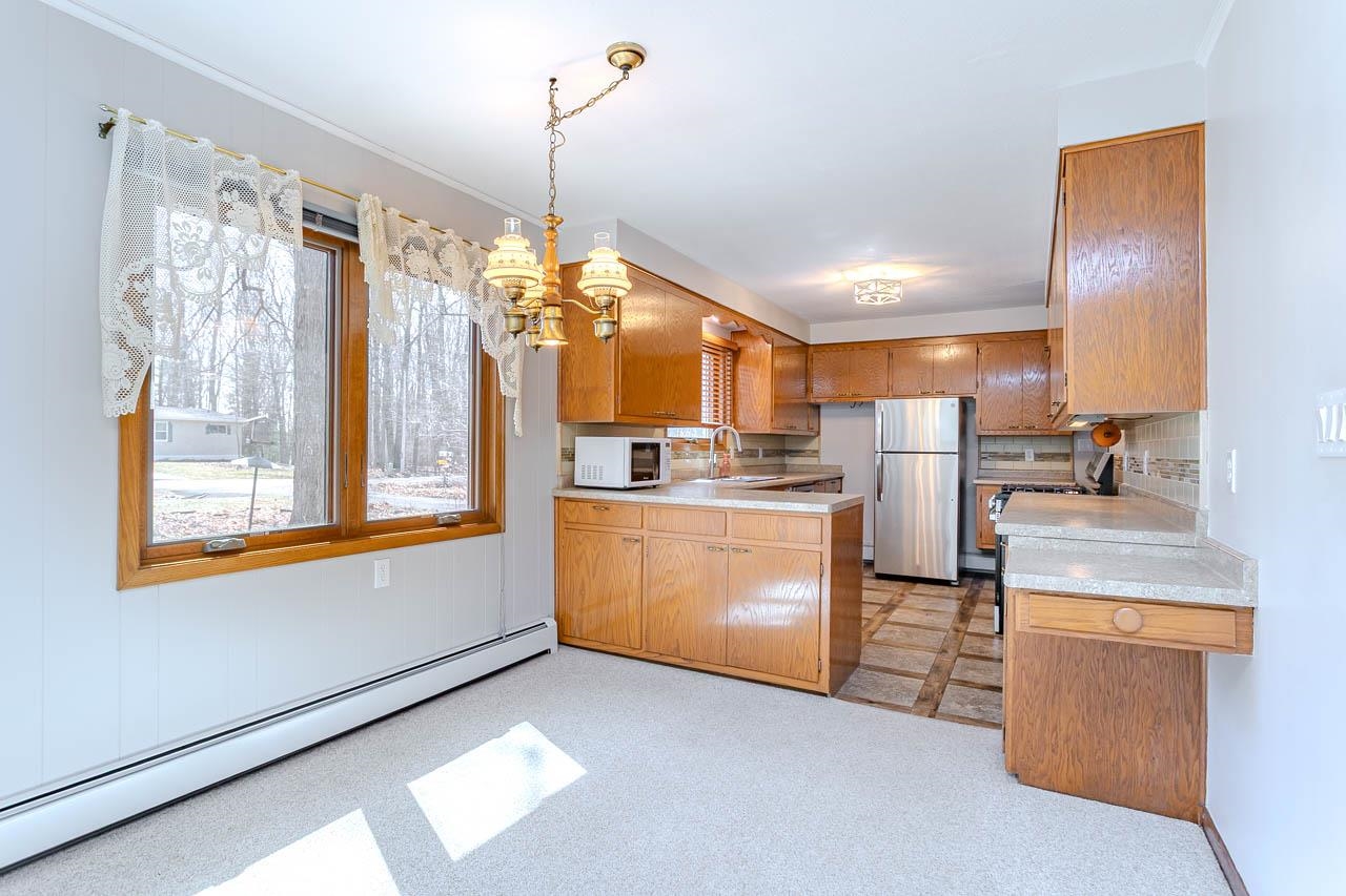 2268 CIRCLE DRIVE