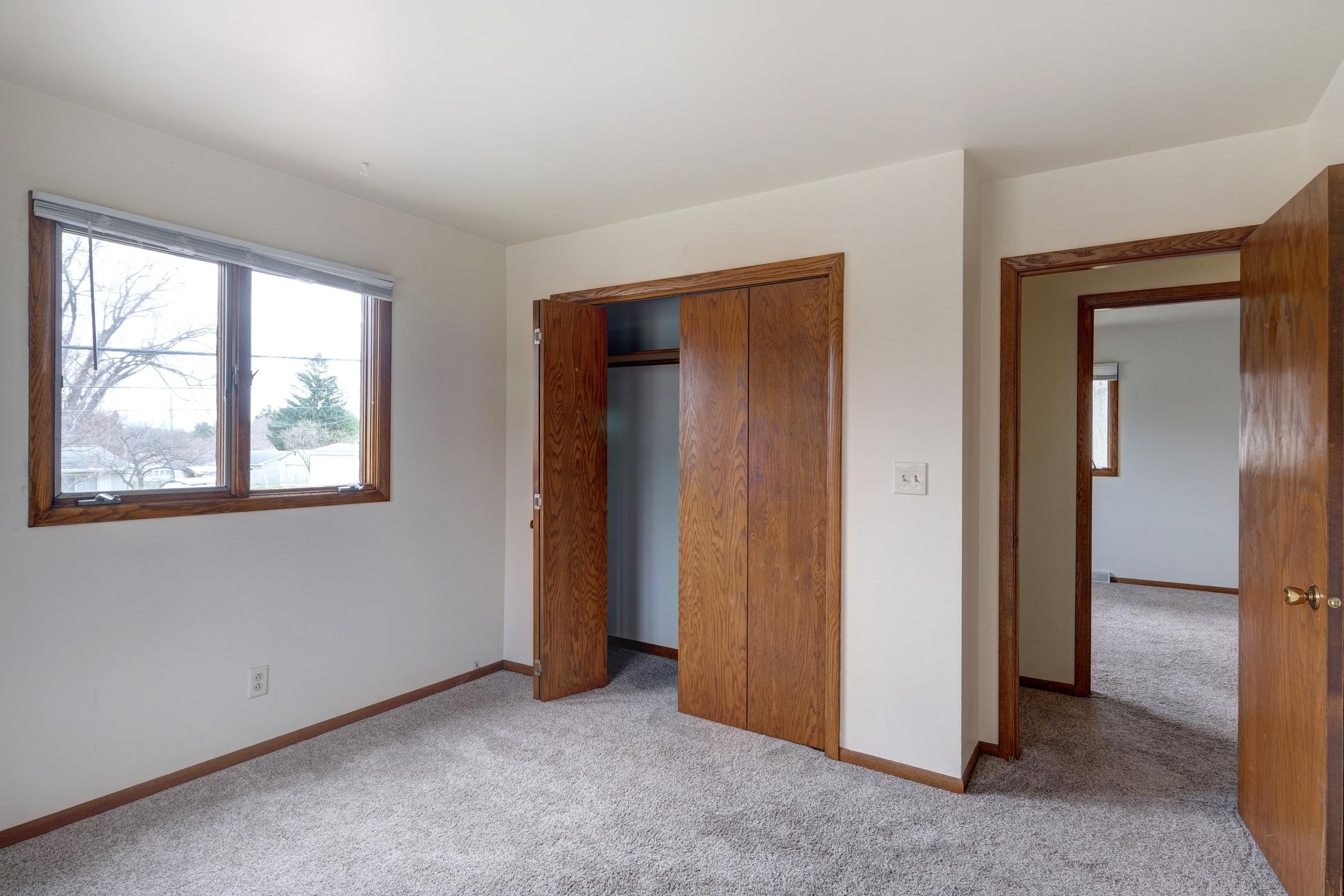 1203 HOLUB STREET