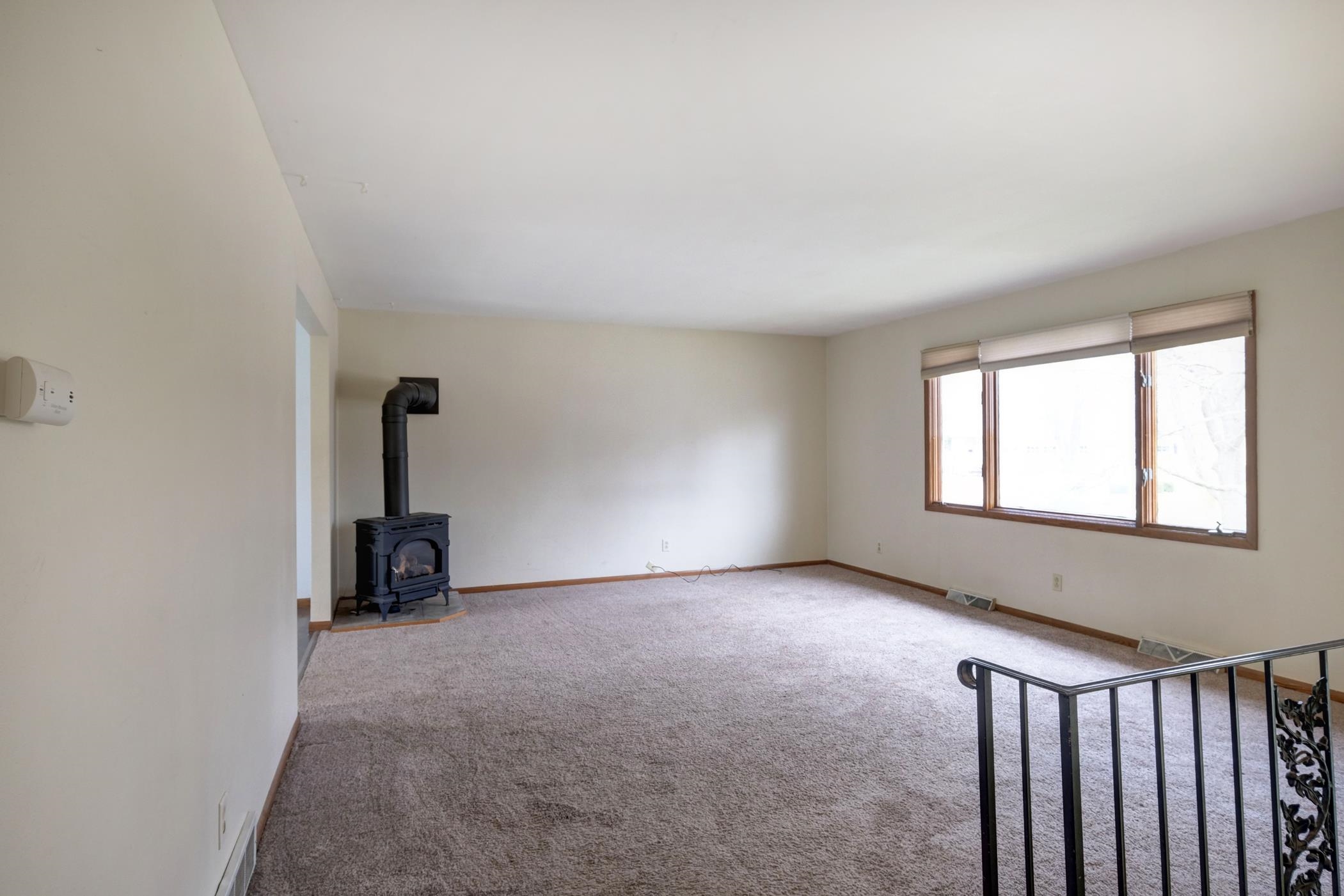 1203 HOLUB STREET