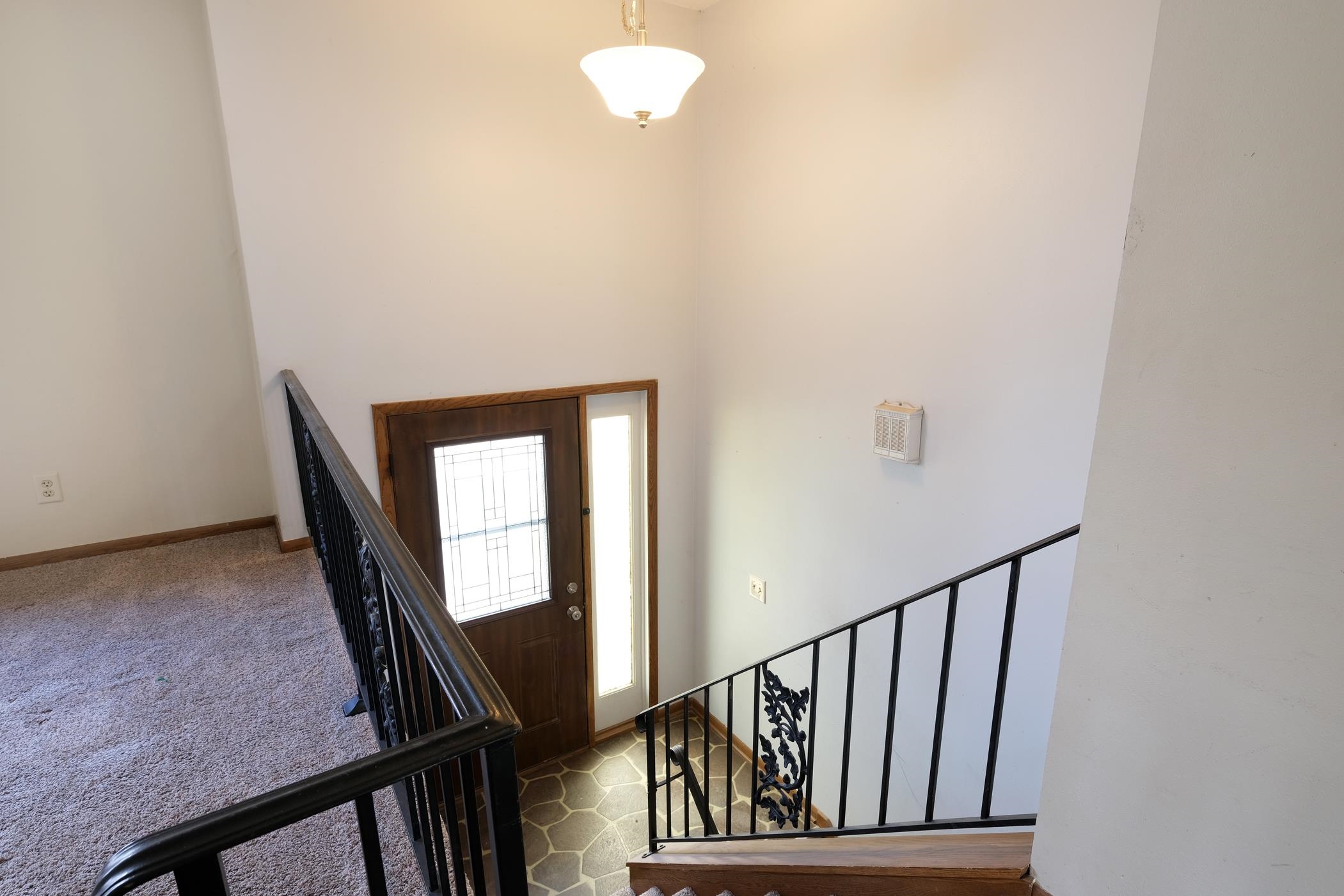 1203 HOLUB STREET
