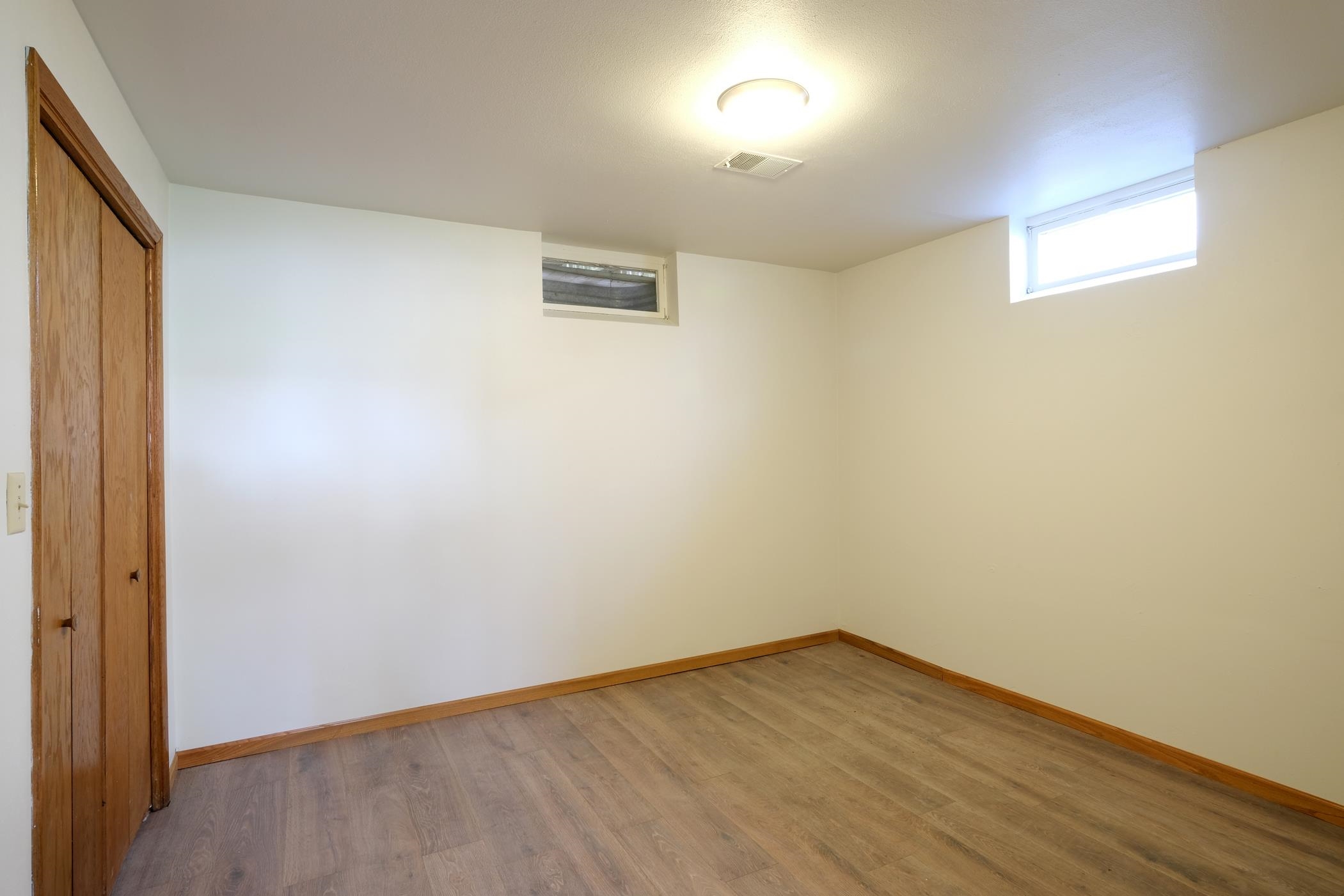 1203 HOLUB STREET