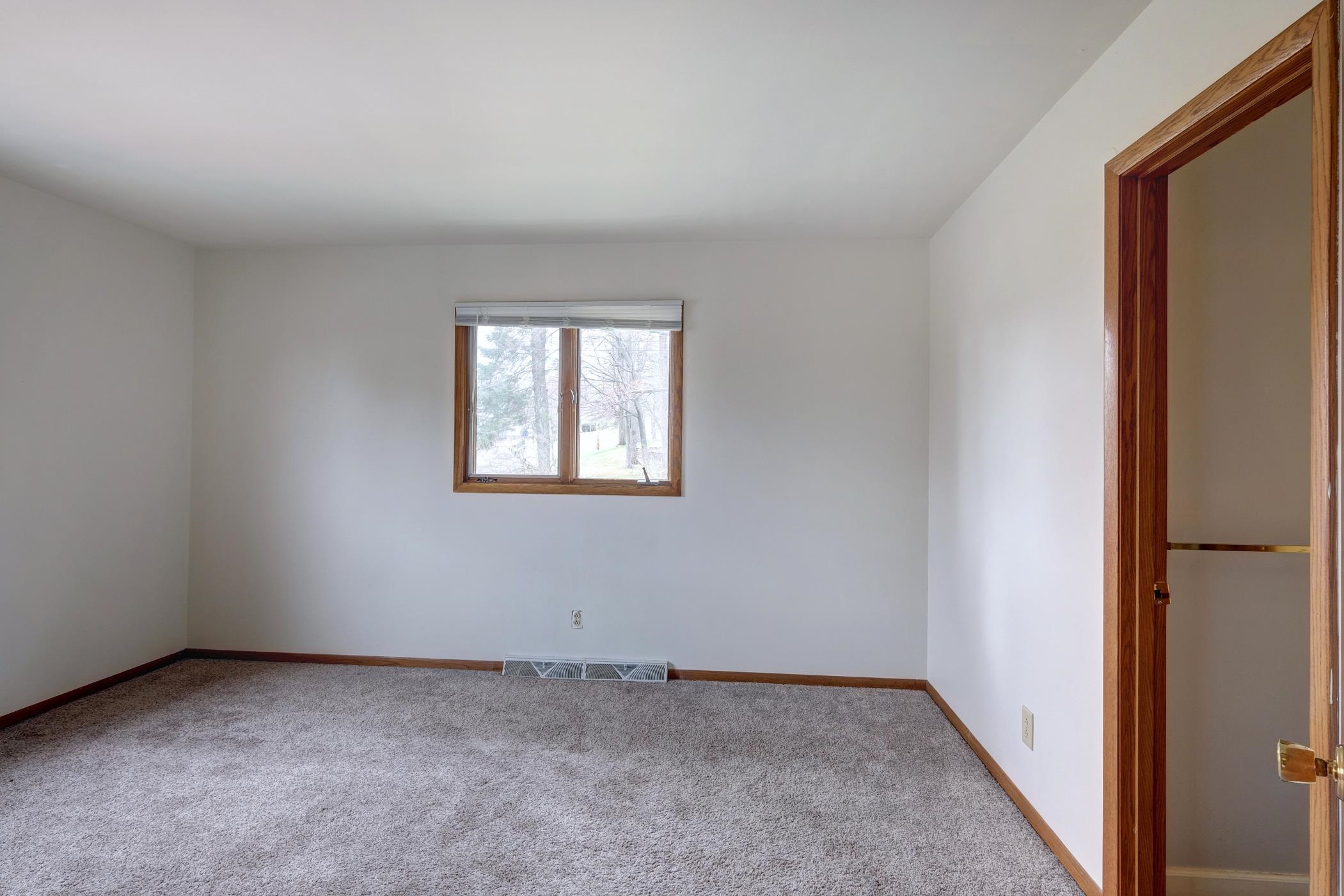 1203 HOLUB STREET