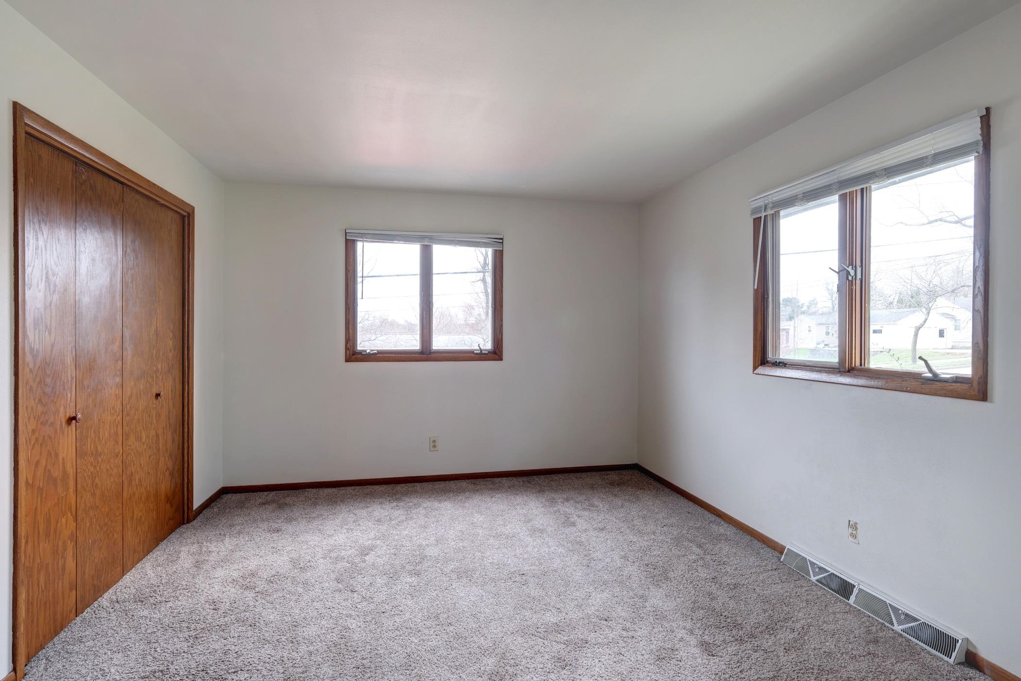 1203 HOLUB STREET