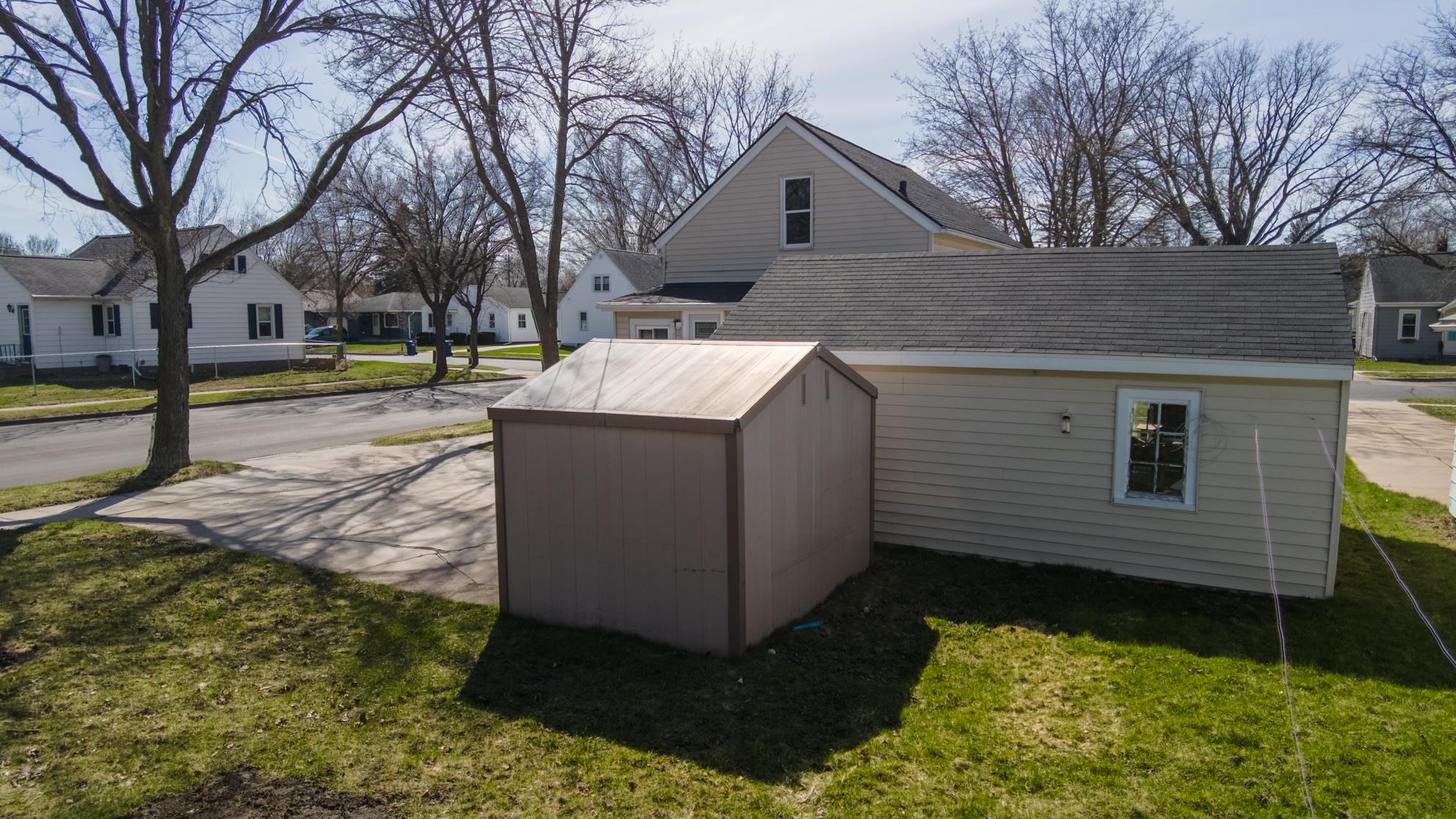 1002 N 9TH AVENUE