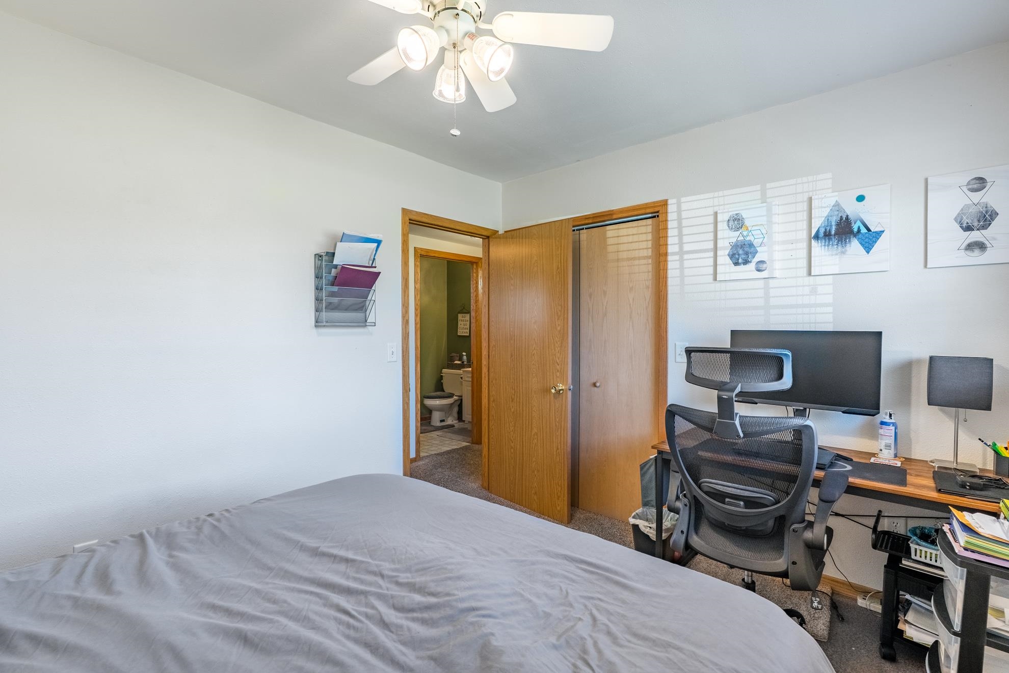 2031 PRAIRIE MEADOW DRIVE